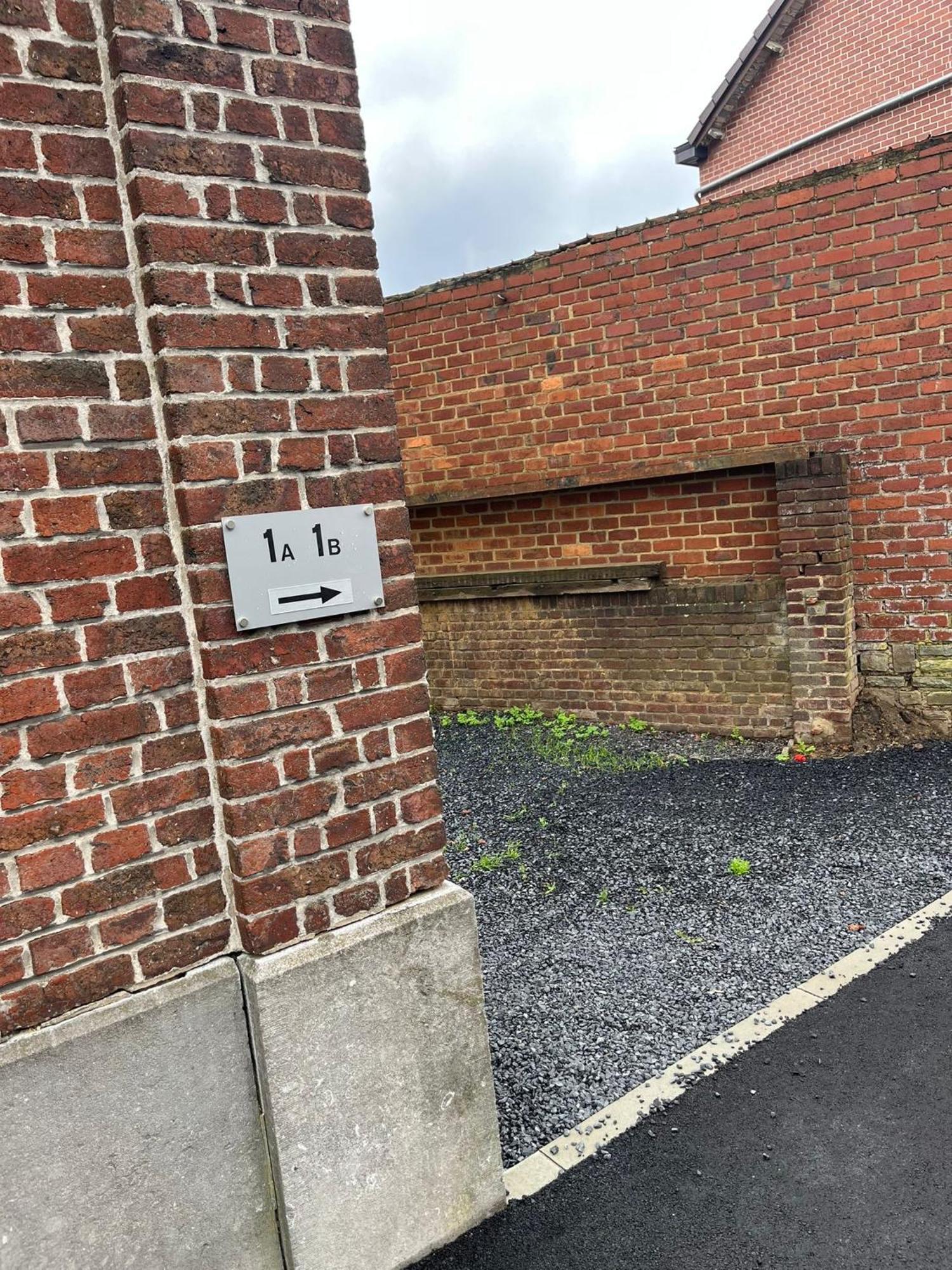 Charbonnel 1 A Charleroi-Airportアパートメント エクステリア 写真